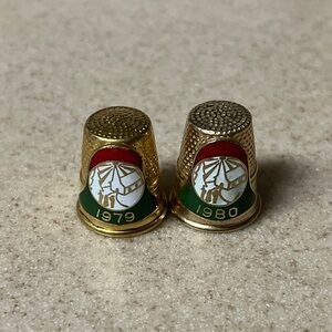 Vintage Lillian Vernon 1979 & 1980 Church Gold Tone Thimble Christmas Bell